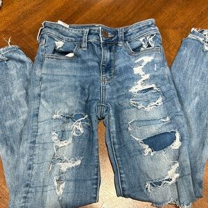 America Eagle Light wash ripped skinny jeans